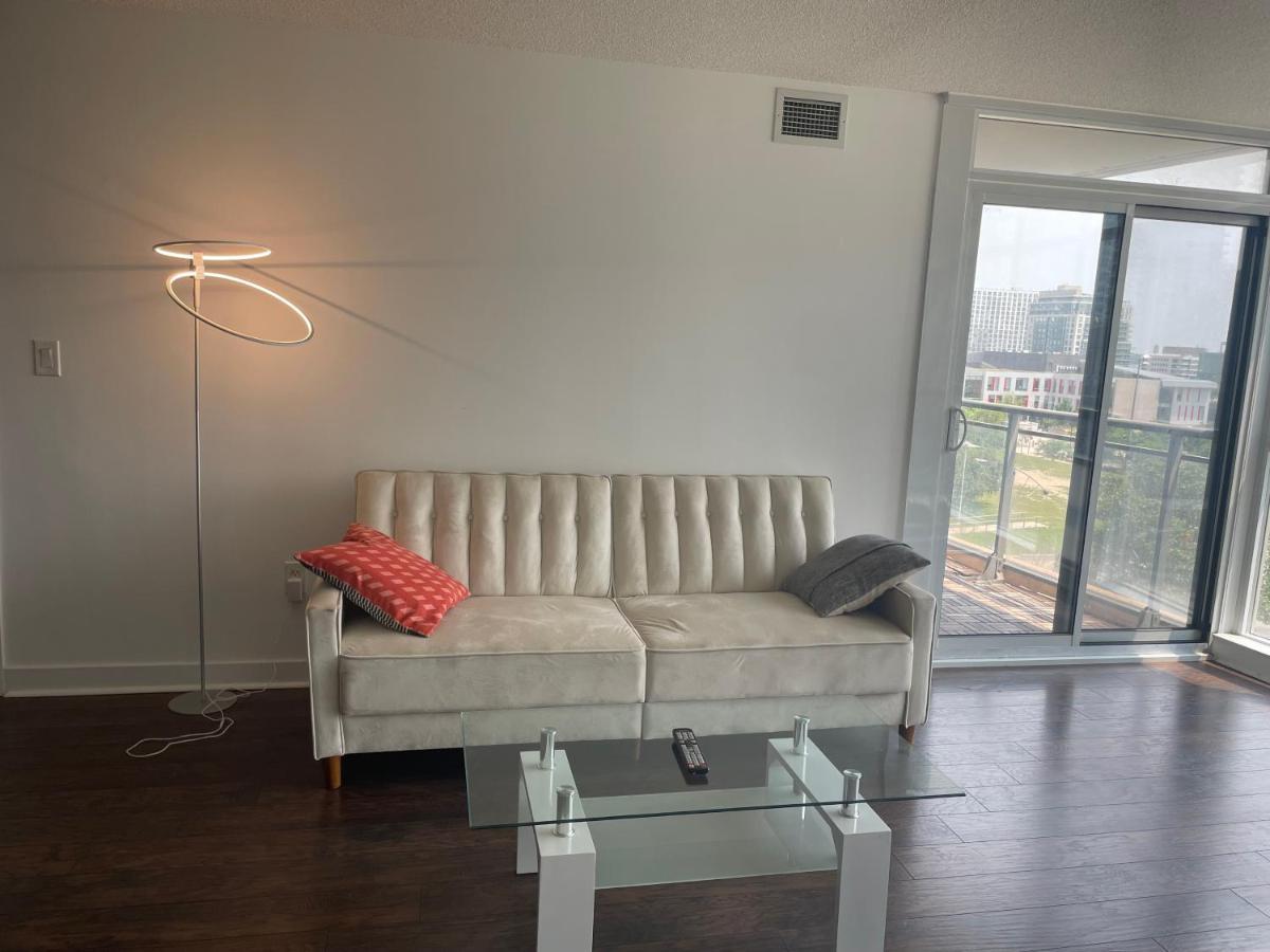 Three Br Condo Step To Cn Tower Rogers Center With Free Parking 多伦多 外观 照片