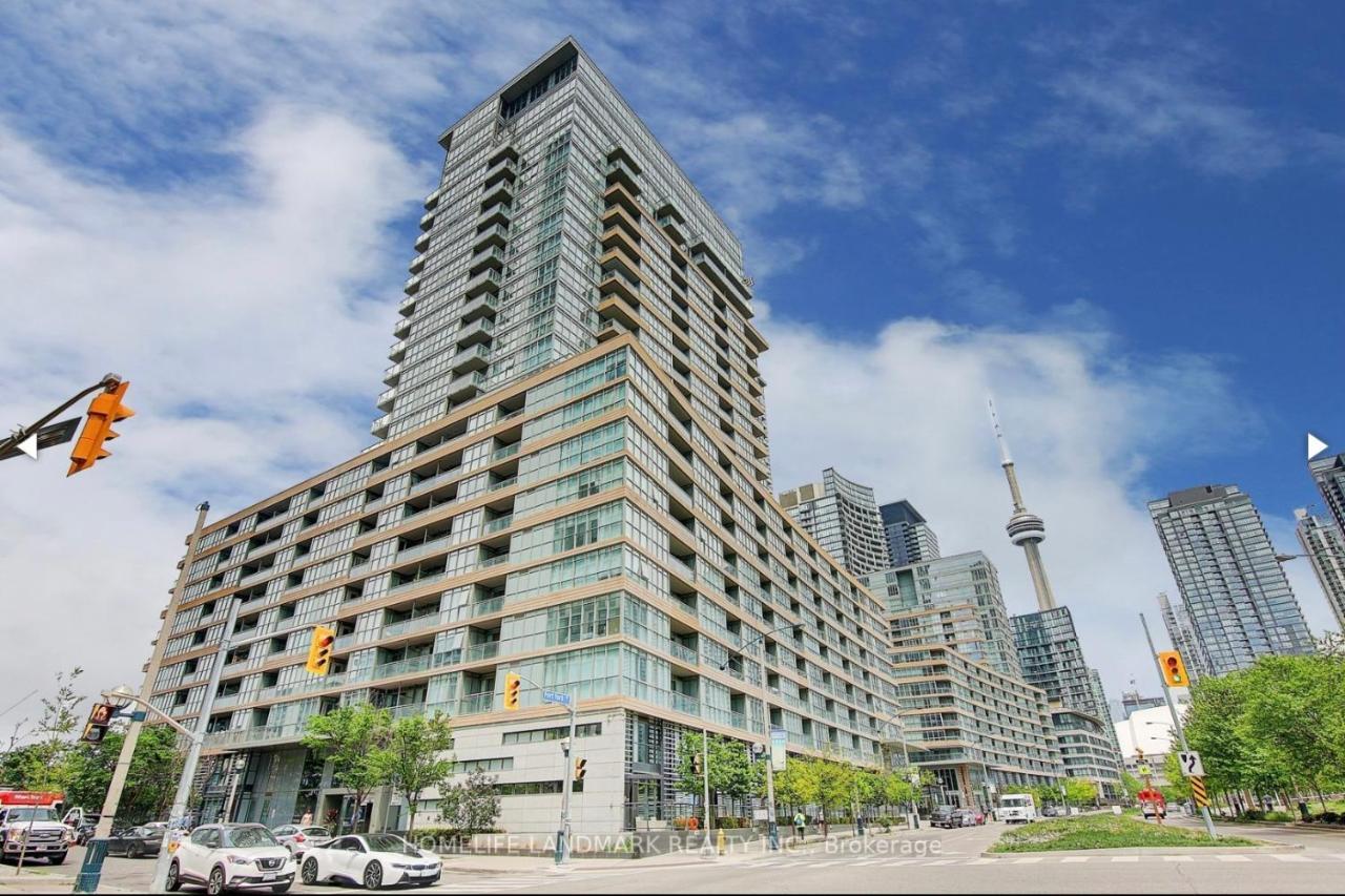 Three Br Condo Step To Cn Tower Rogers Center With Free Parking 多伦多 外观 照片