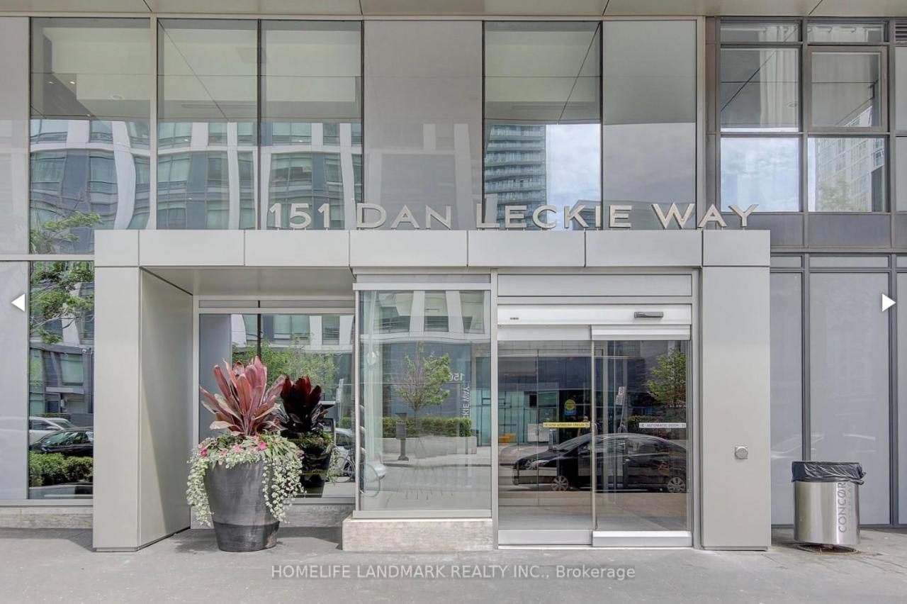 Three Br Condo Step To Cn Tower Rogers Center With Free Parking 多伦多 外观 照片