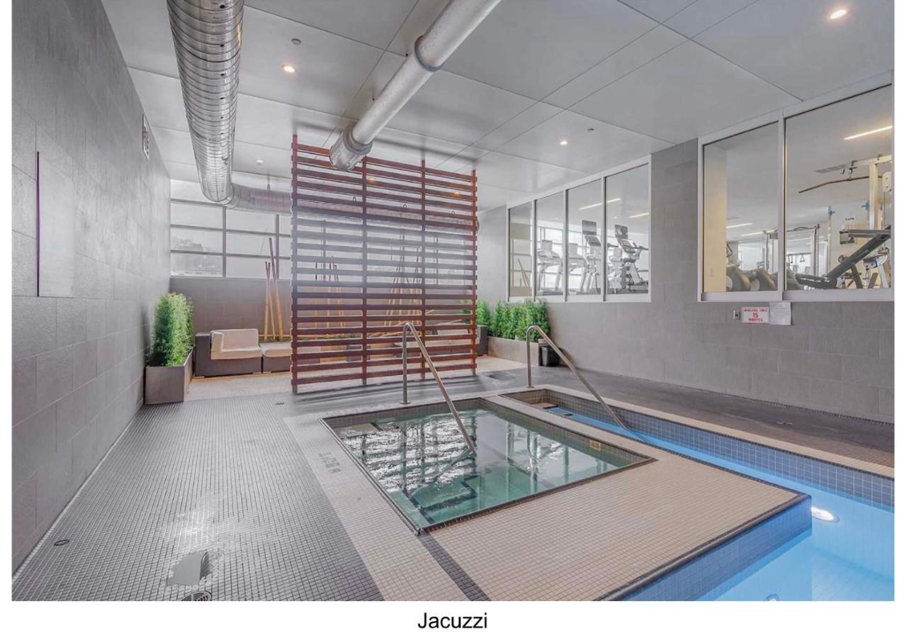 Three Br Condo Step To Cn Tower Rogers Center With Free Parking 多伦多 外观 照片